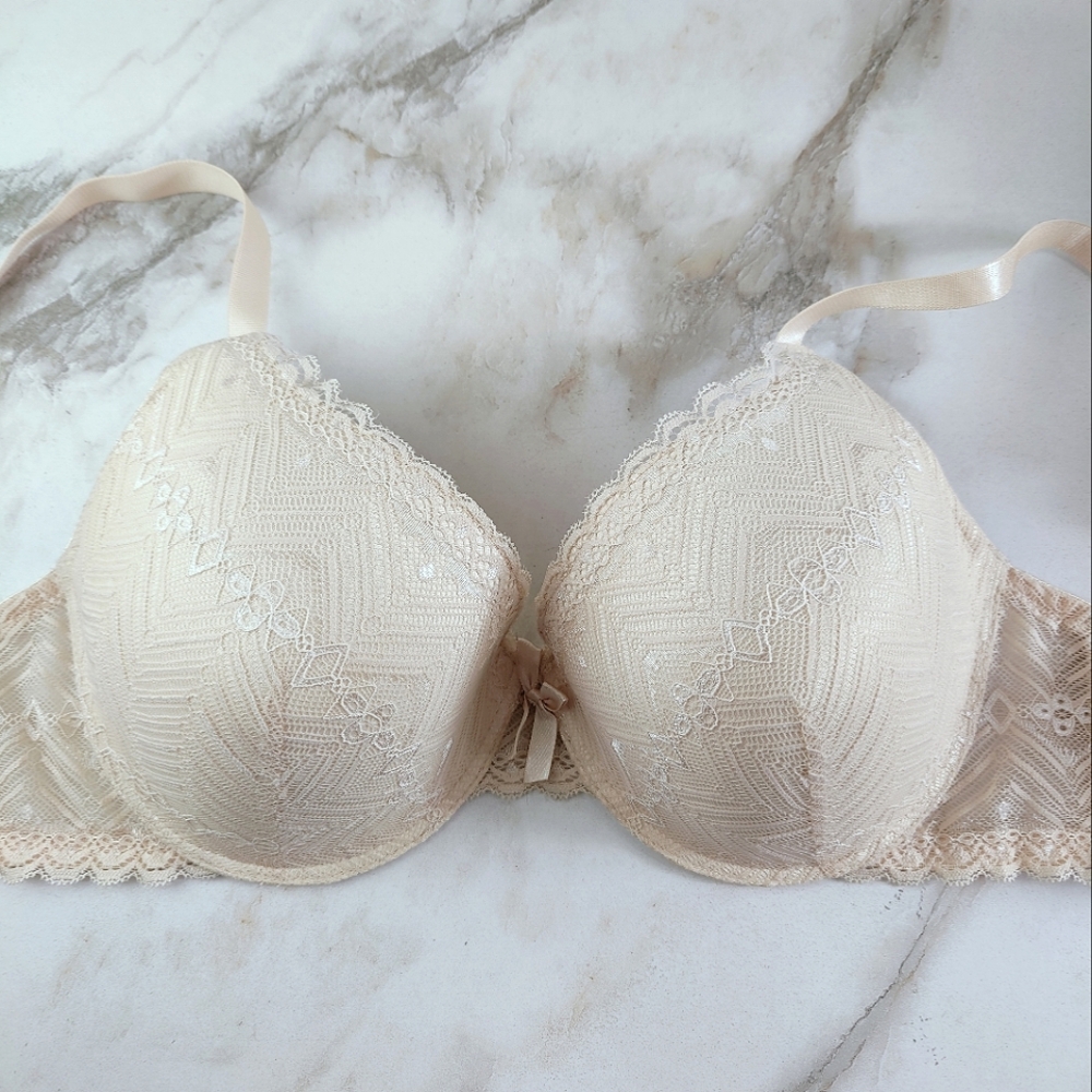 EUC Unbranded Cream Beige Lace Lightly Lined Full Coverage Multiway Bra, Sz 44D